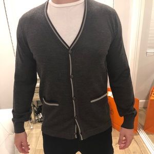 Toscano Grey Cardigan like new buttons